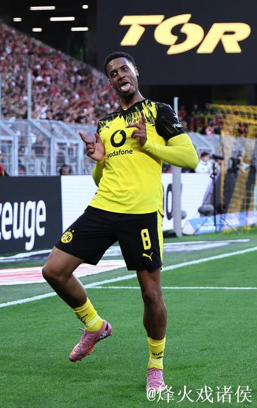 欧冠：多特蒙德2-2博德闪耀 本菲卡2-0那不勒斯